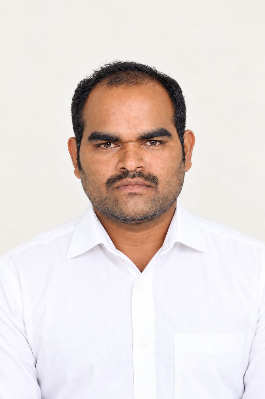 Dr SHANMUGAM S
