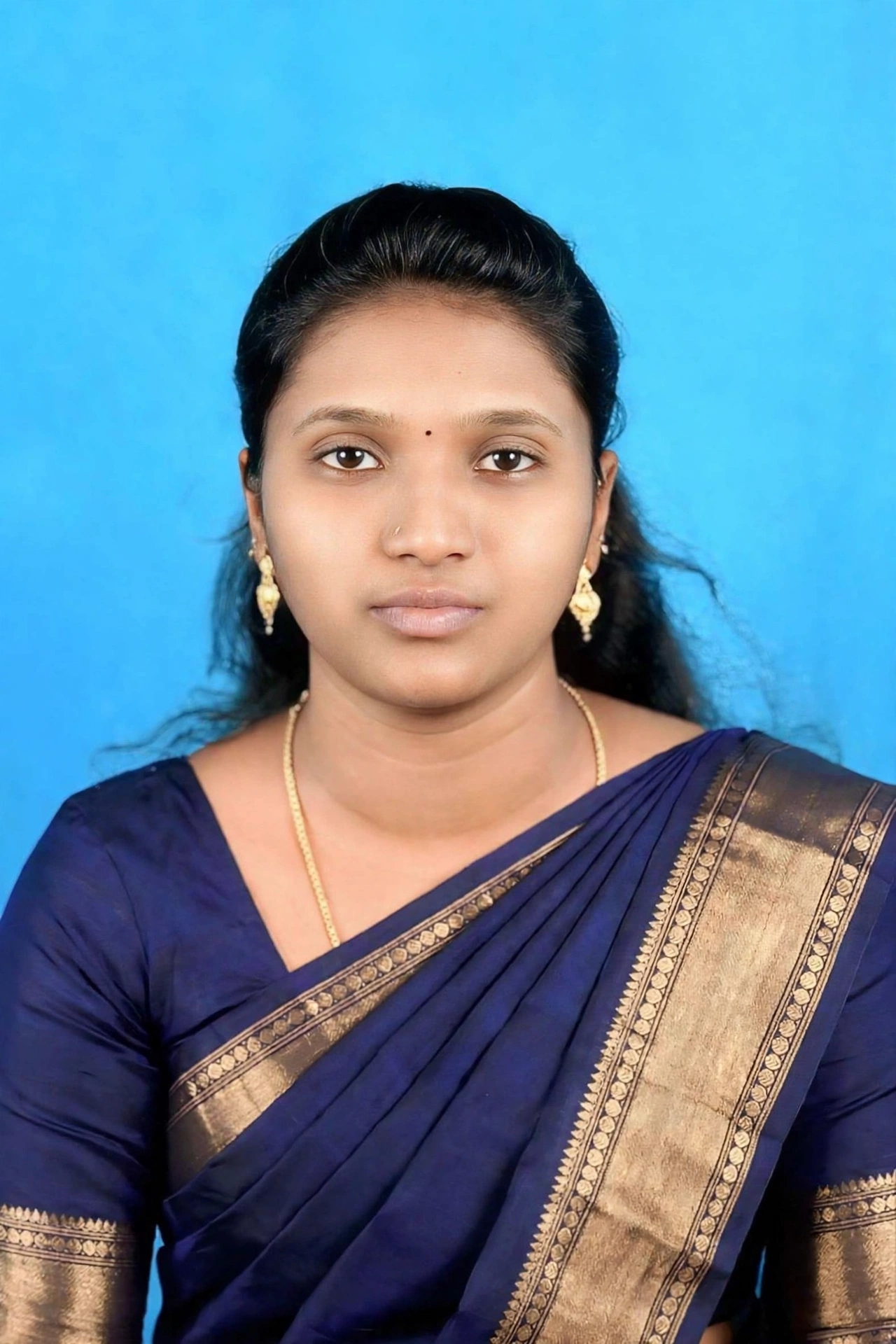 Mrs LISHA L