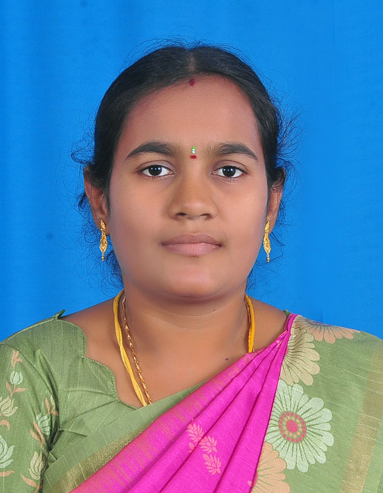 Mrs SANTHIYA V